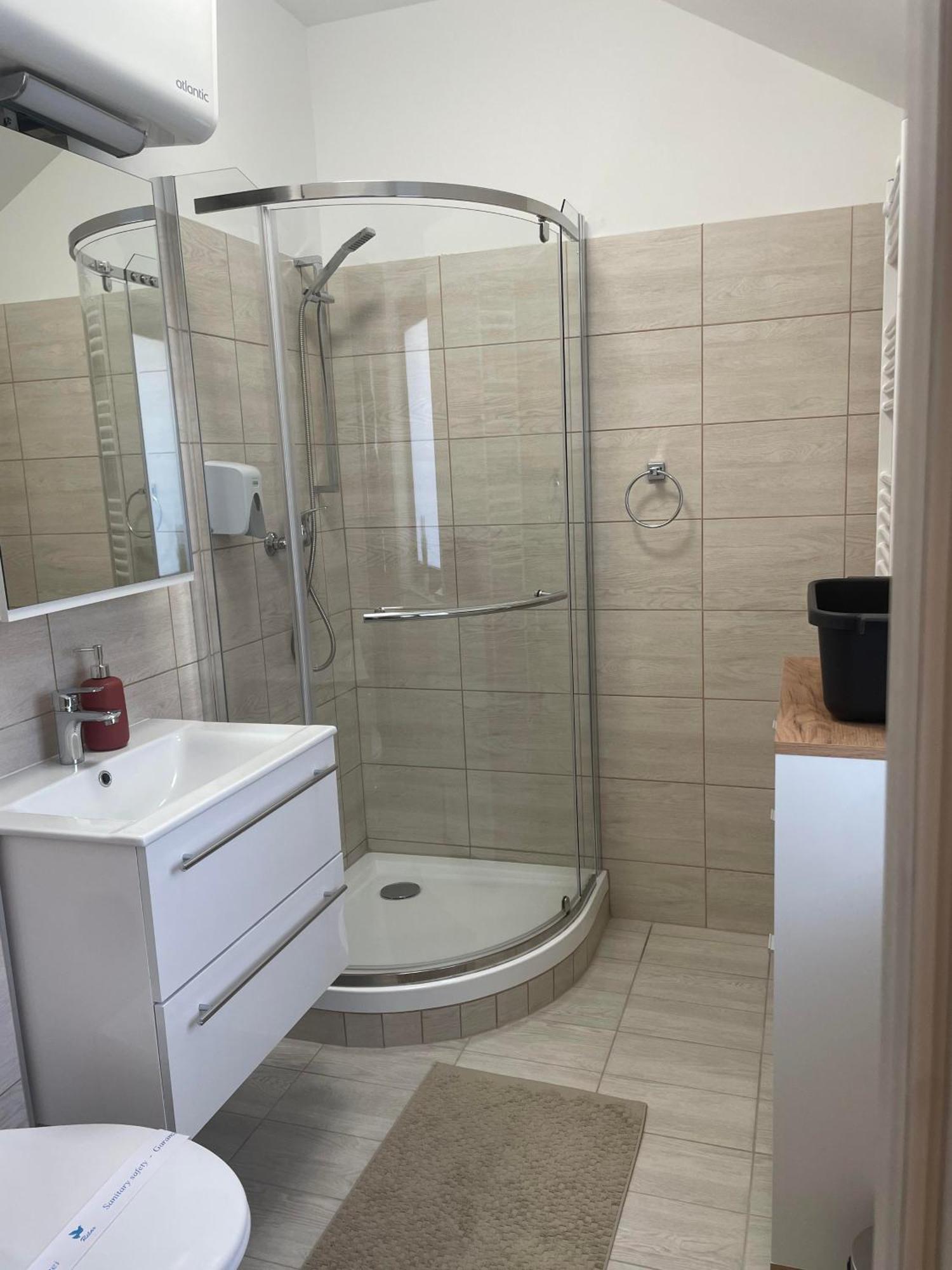Fot Szent Benedek Apartman 아파트 외부 사진
