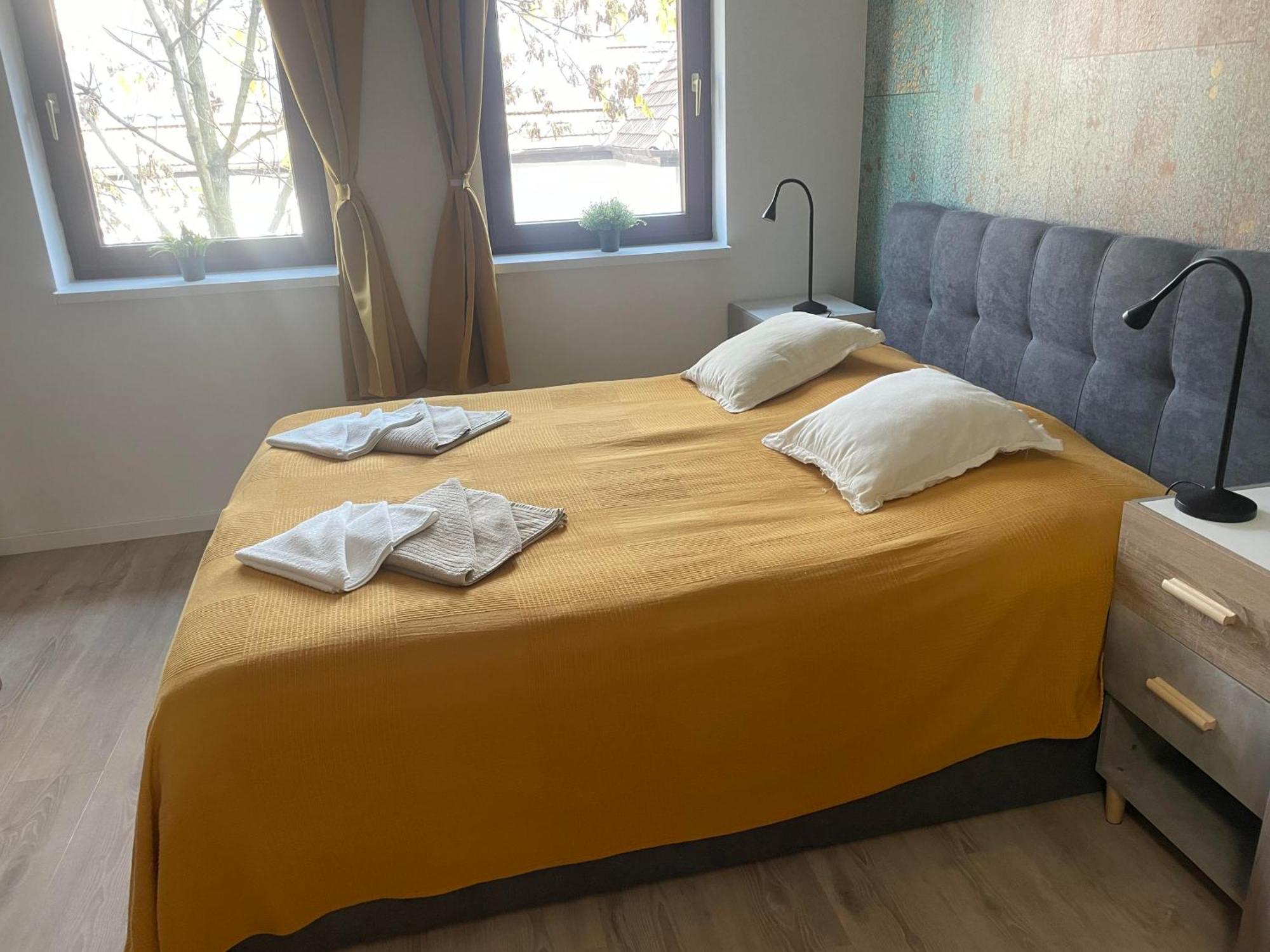 Fot Szent Benedek Apartman 아파트 외부 사진