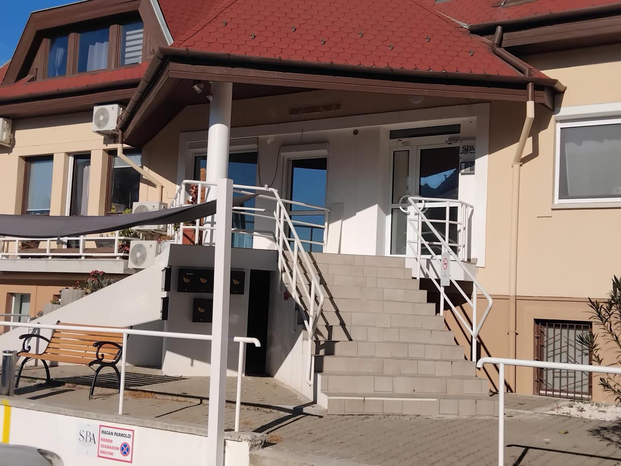 Fot Szent Benedek Apartman 아파트 외부 사진