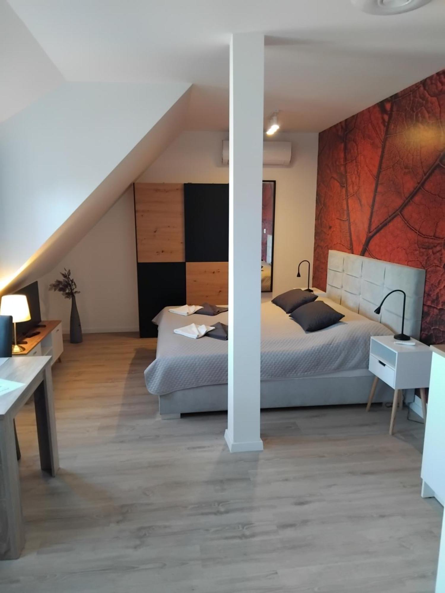 Fot Szent Benedek Apartman 아파트 외부 사진